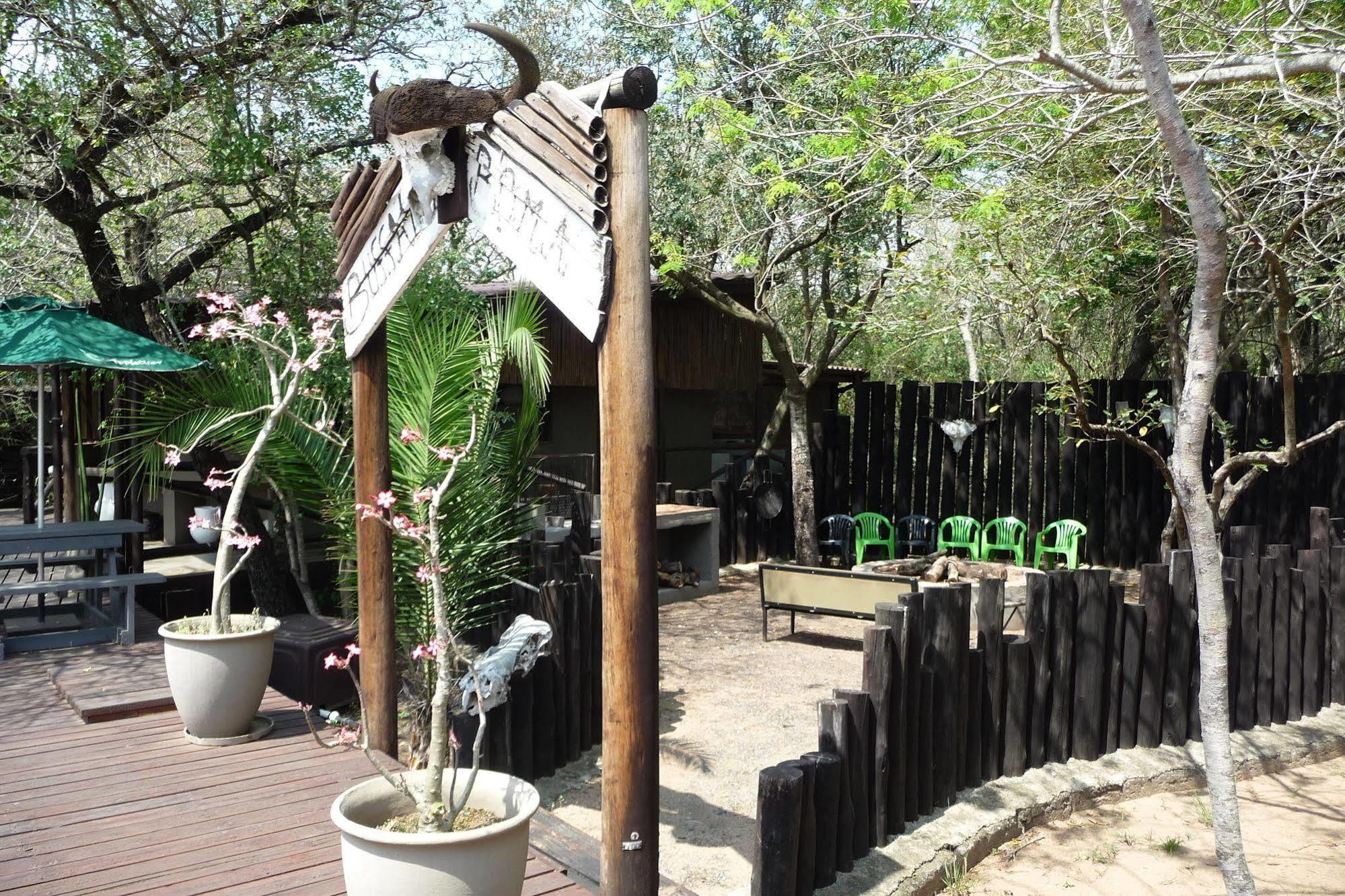 Isinkwe Backpackers Bushcamp Hotel ฮลูฮลูเว ภายนอก รูปภาพ